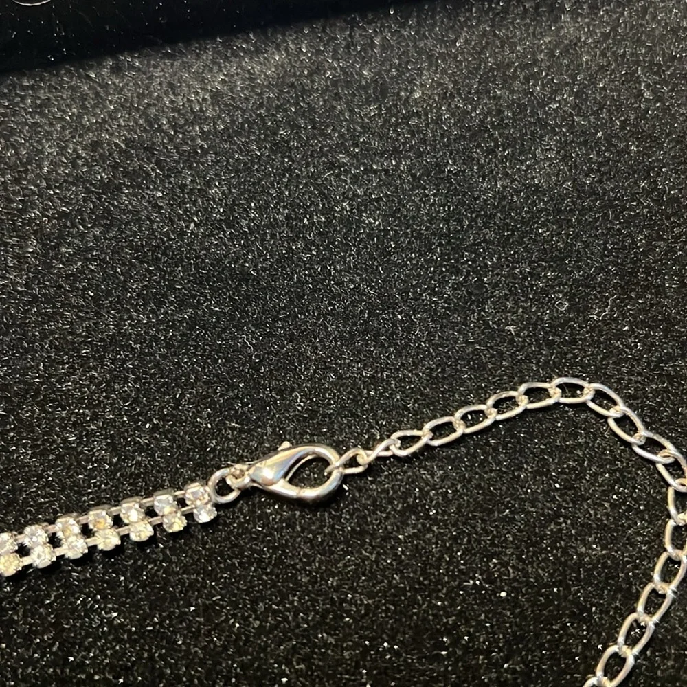 Necklace Looped Rhinestone Statement - Picture 7 of 9